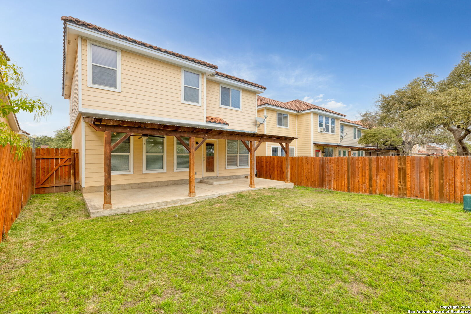 1206 Pinnacle Falls San Antonio TX 78260