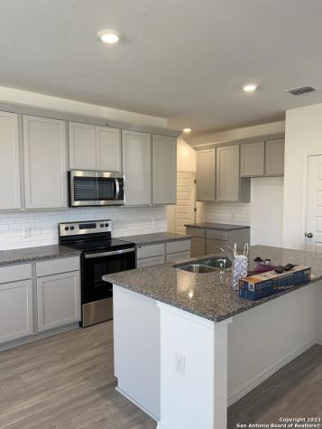 2164 Griffith Seguin TX 78155