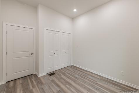 121 Highland San Antonio TX 78210