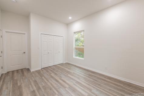 121 Highland San Antonio TX 78210