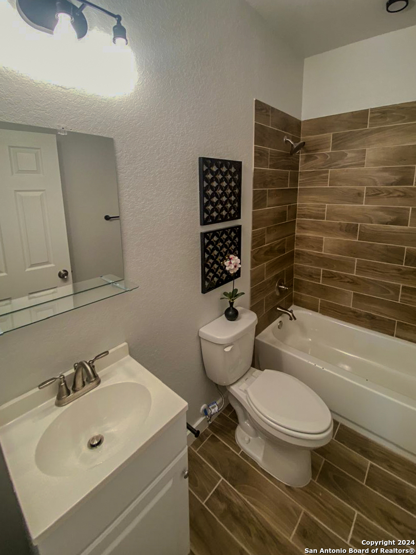 143 Lucas Street San Antonio TX 78209