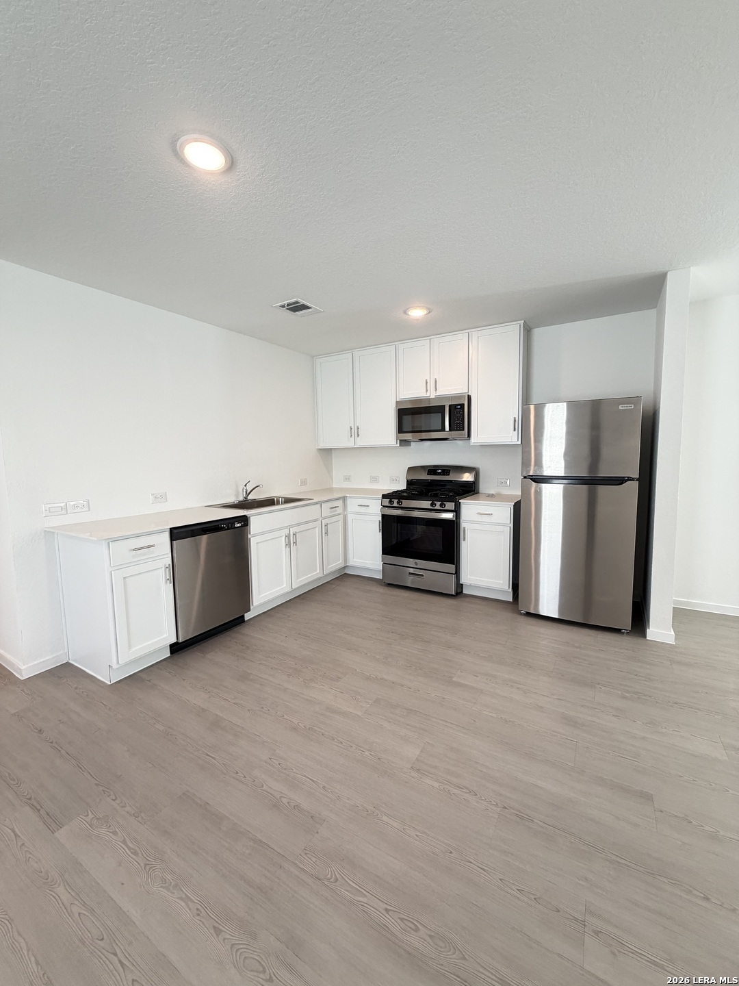 3726 Glade Creek San Antonio TX 78245