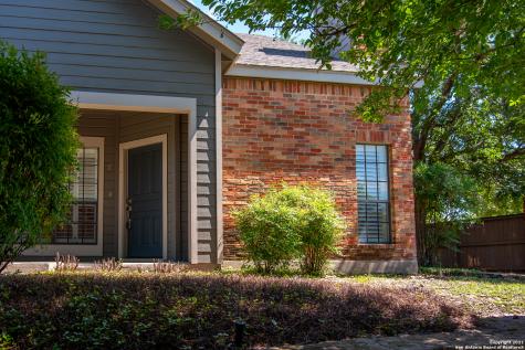 7 Chapel Hill Circle San Antonio TX 78240