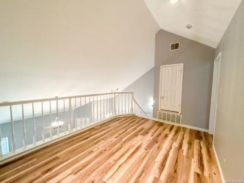 7 Chapel Hill Circle San Antonio TX 78240