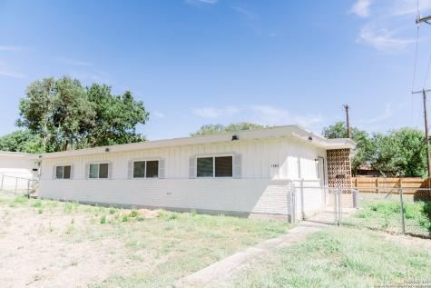 1385 Oblate Drive San Antonio TX 78216