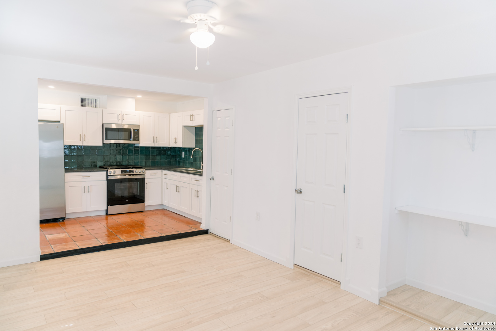 1385 Oblate Drive San Antonio TX 78216