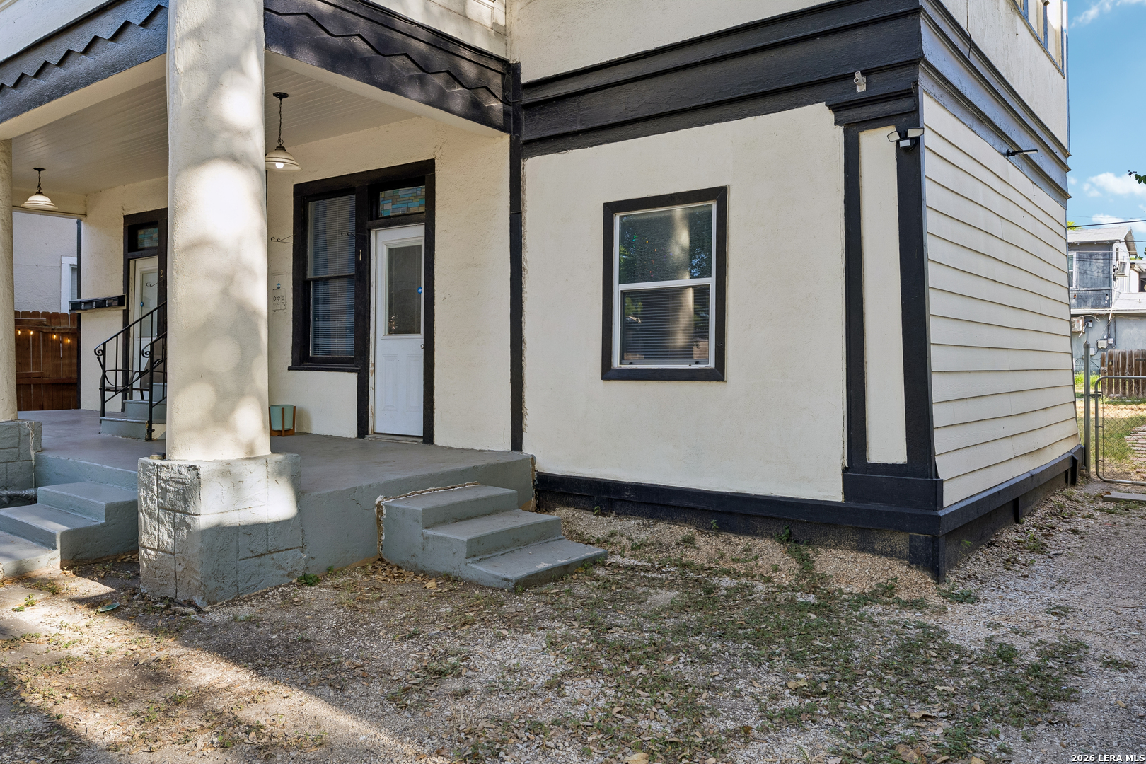 1025 W Craig Place San Antonio TX 78201