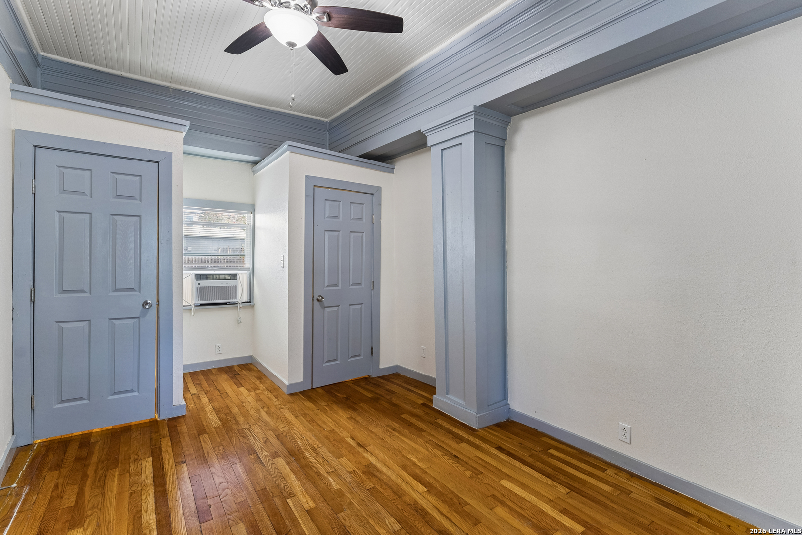 1025 W Craig Place San Antonio TX 78201