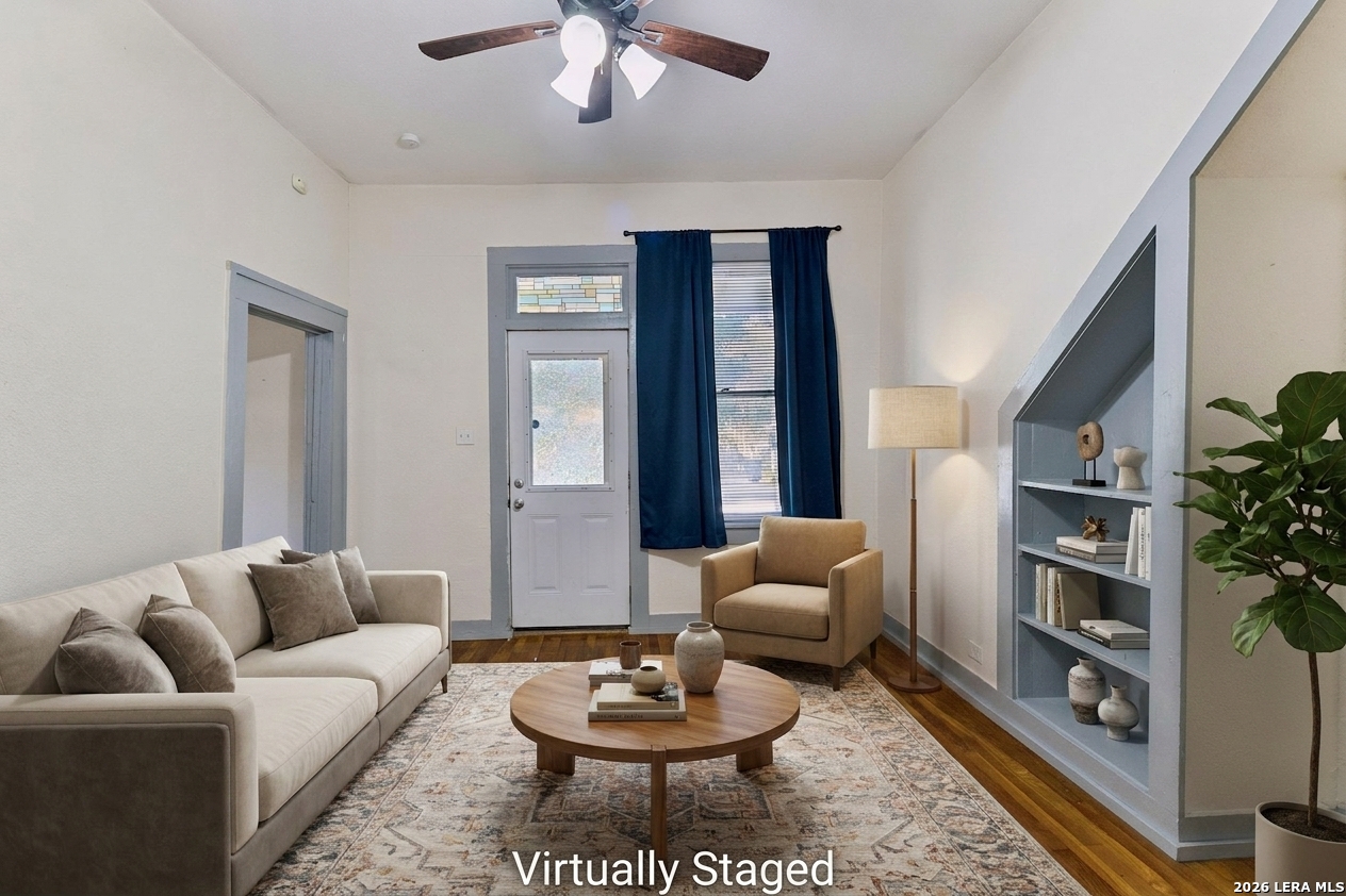 1025 W Craig Place San Antonio TX 78201
