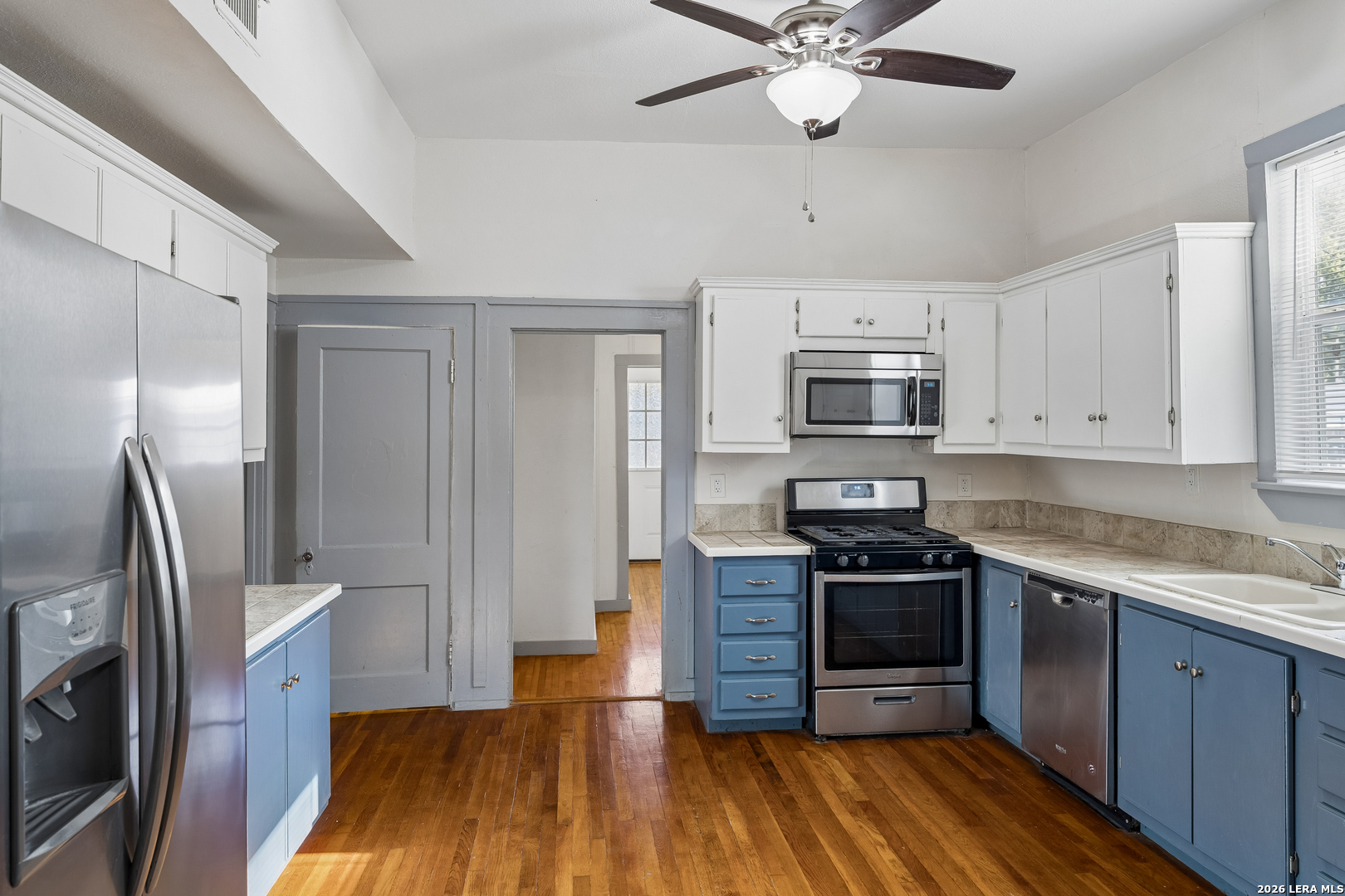 1025 W Craig Place San Antonio TX 78201