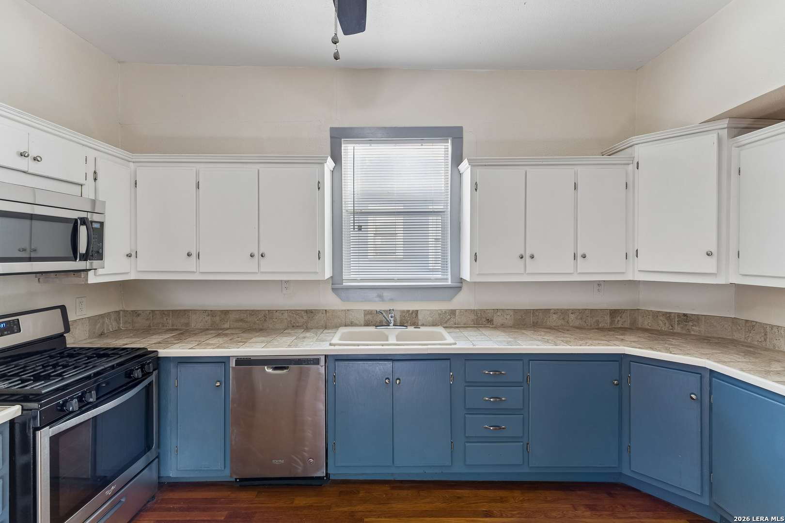 1025 W Craig Place San Antonio TX 78201