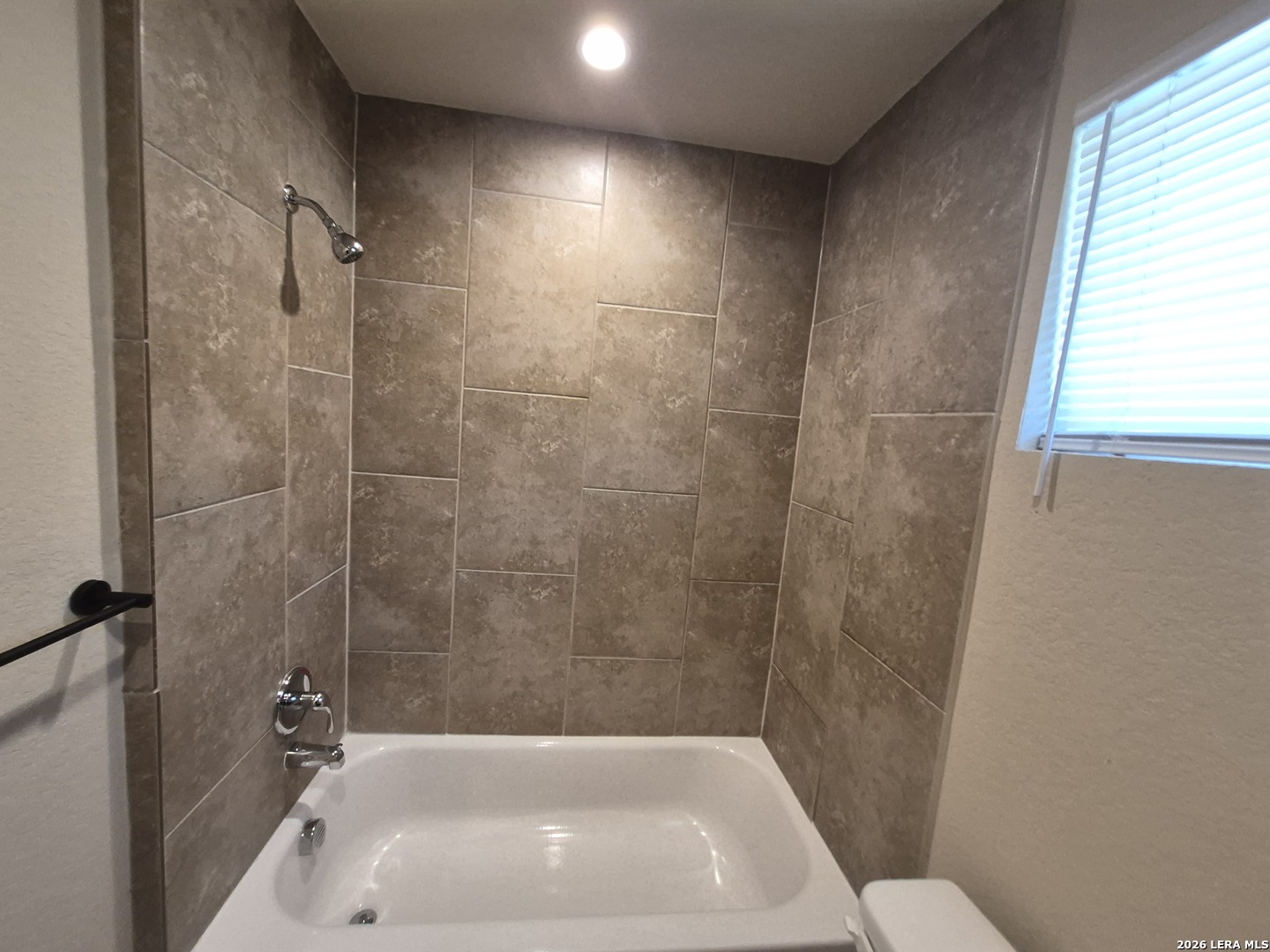 6870 Lakeview Drive San Antonio TX 78244