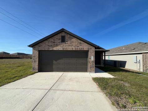 534 Chevre Road New Braunfels TX 78130