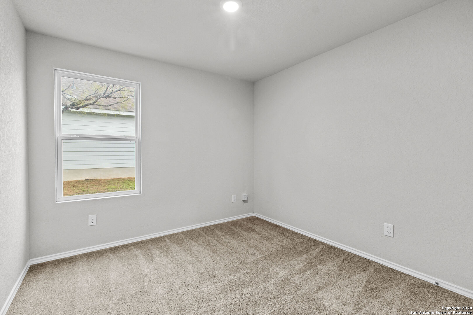 5734 Mountain Point San Antonio TX 78242