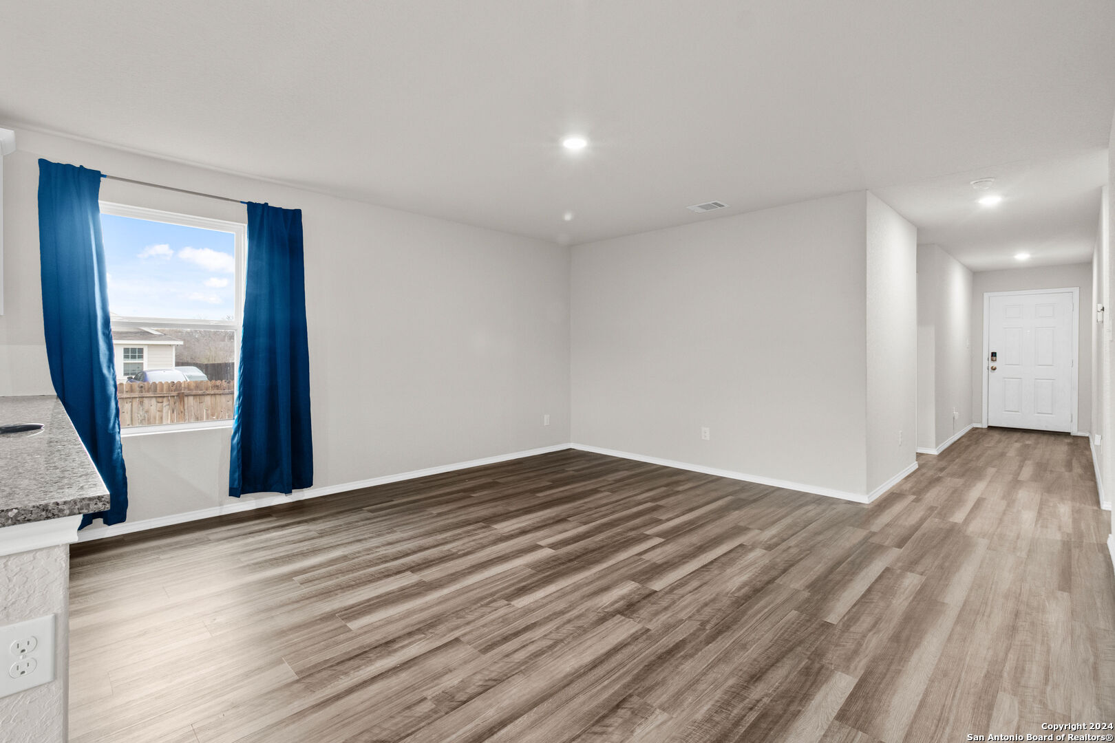 5734 Mountain Point San Antonio TX 78242