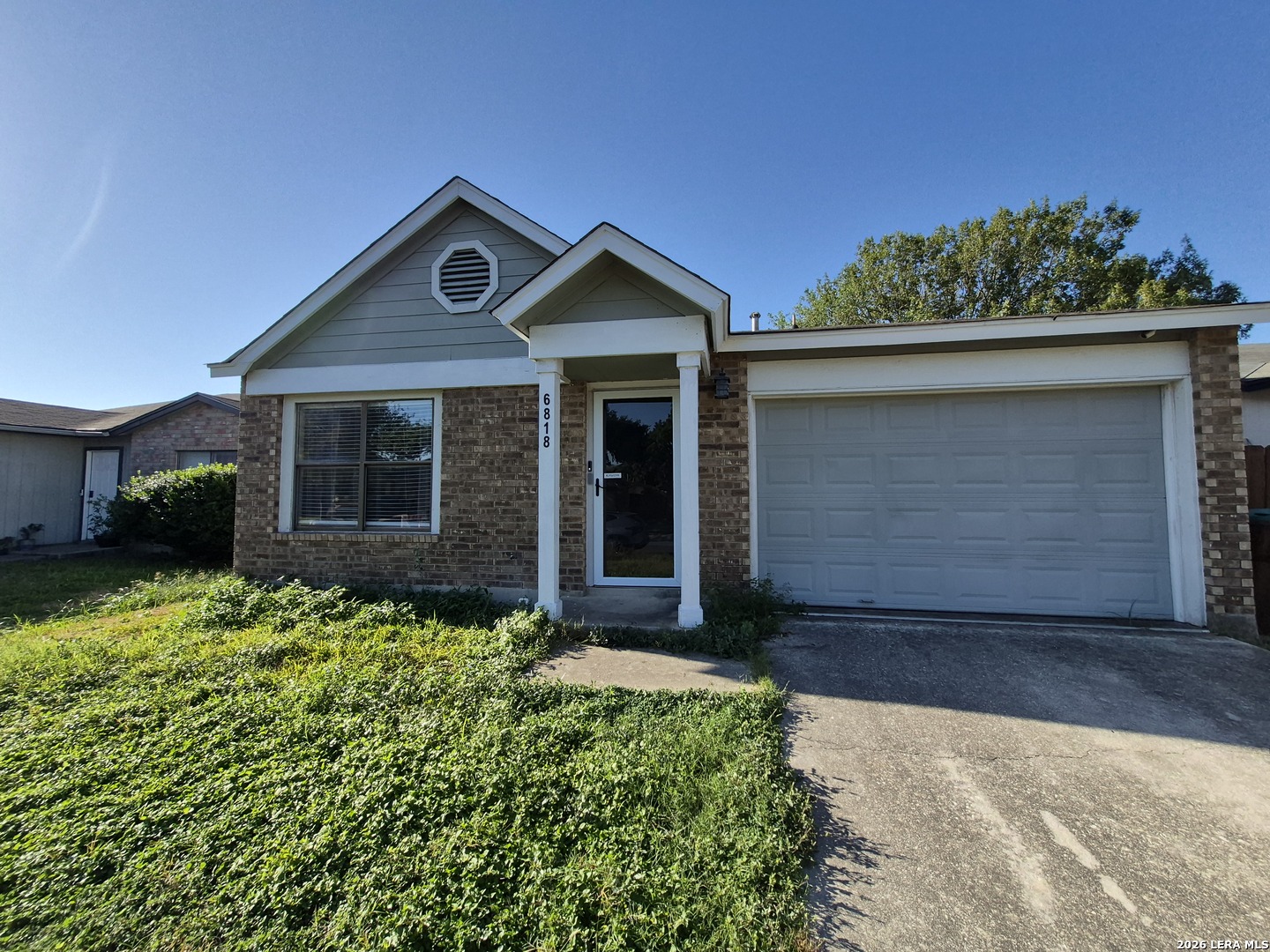 6818 Eden Grove Drive Converse TX 78109
