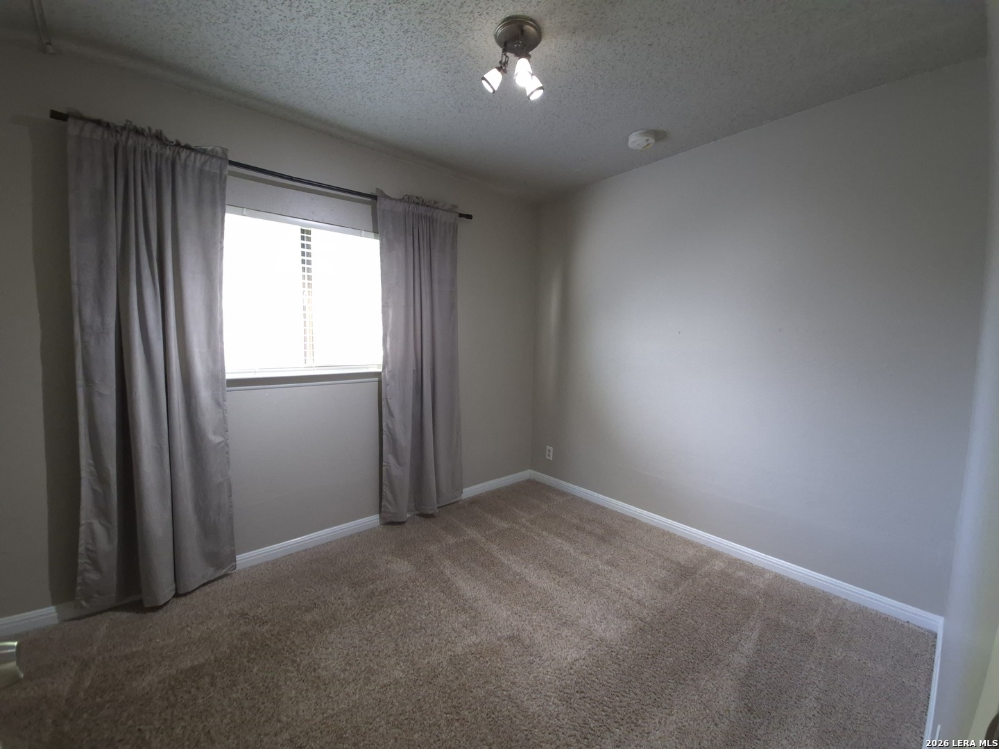 6818 Eden Grove Drive Converse TX 78109