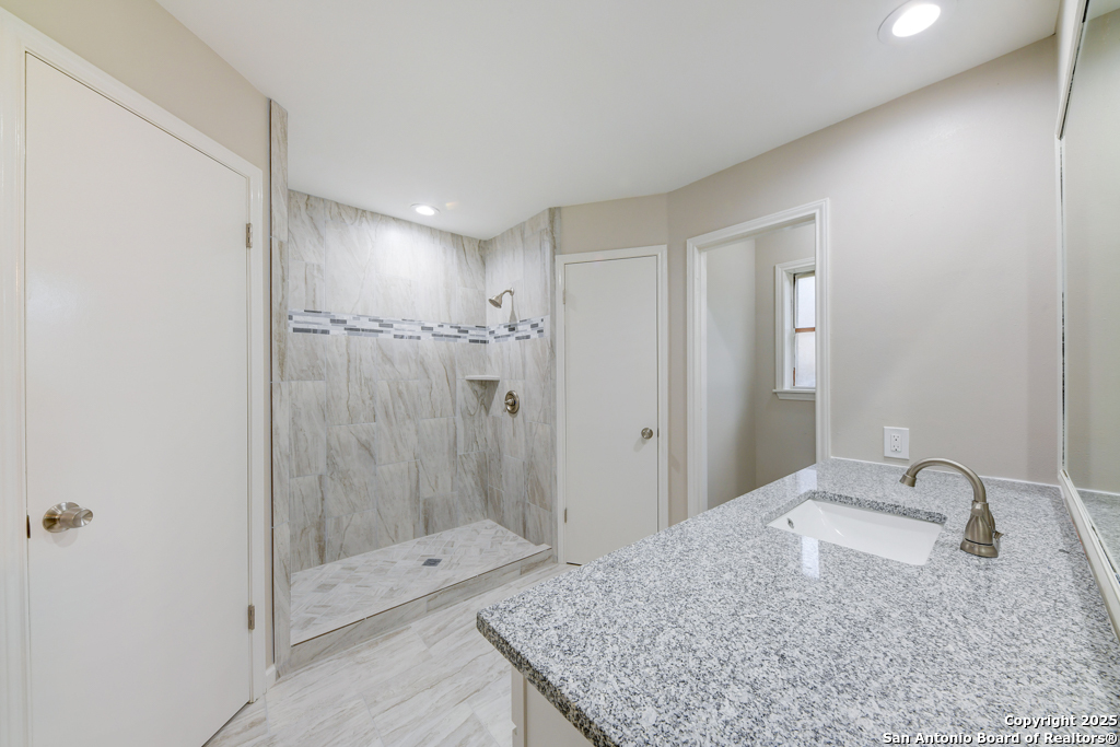 627 Summerwood Drive New Braunfels TX 78130