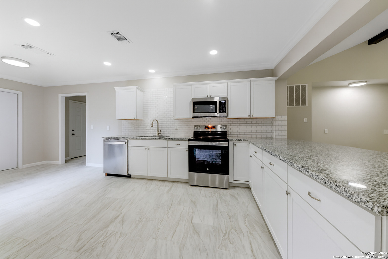 627 Summerwood Drive New Braunfels TX 78130