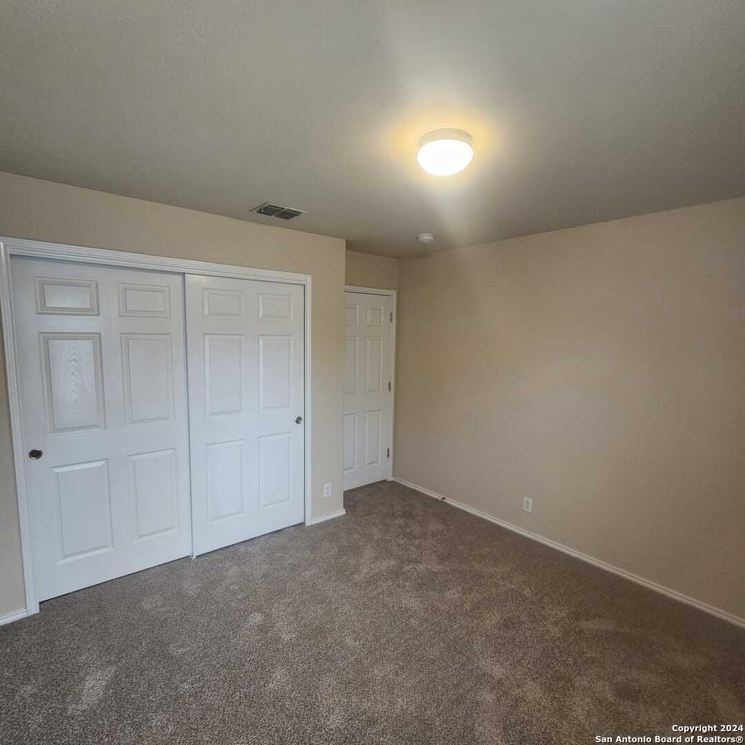 4007 Dunn Oak Drive San Antonio TX 78223