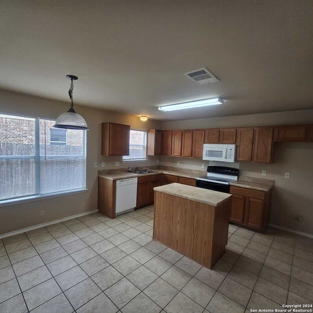 4007 Dunn Oak Drive San Antonio TX 78223