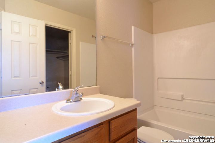 7230 Golf Way San Antonio TX 78244