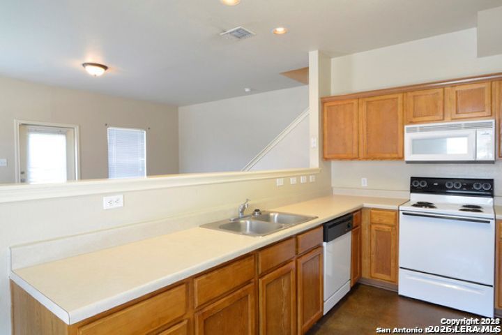 7230 Golf Way San Antonio TX 78244