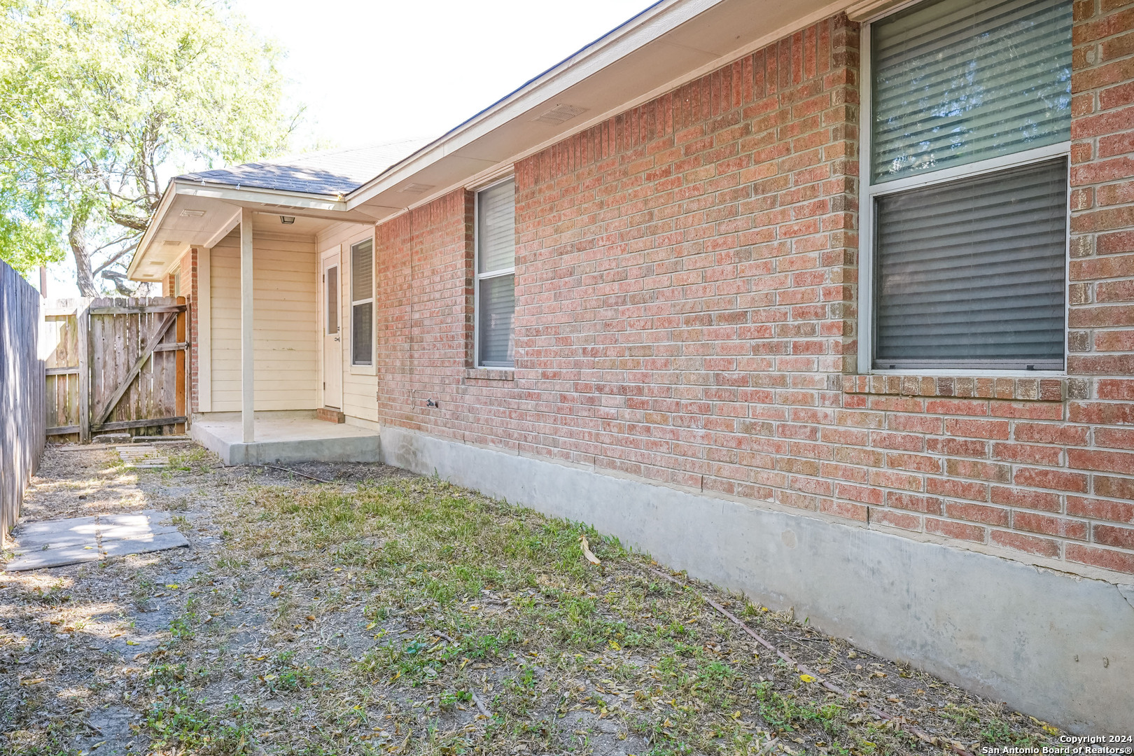 1043 Misty Acres Drive New Braunfels TX 78130