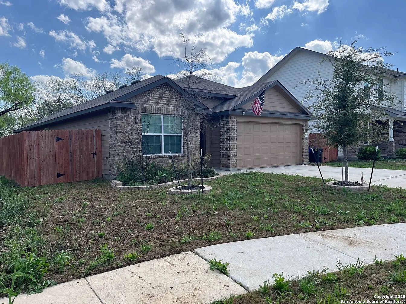 7723 Nova Star San Antonio TX 78252