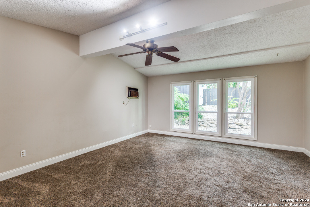 8730 Sagebrush Lane San Antonio TX 78217