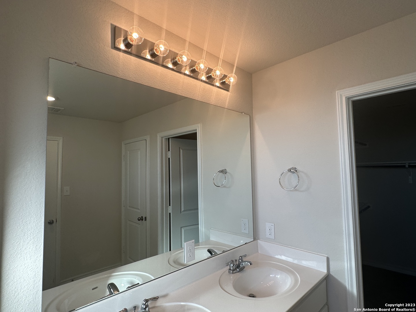 13310 Whisper Bend San Antonio TX 78252