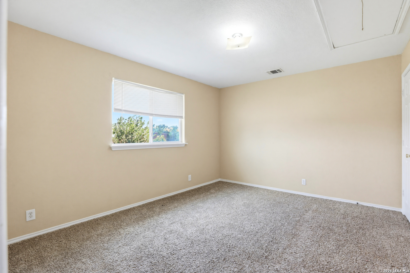 6342 Queens Castle San Antonio TX 78218