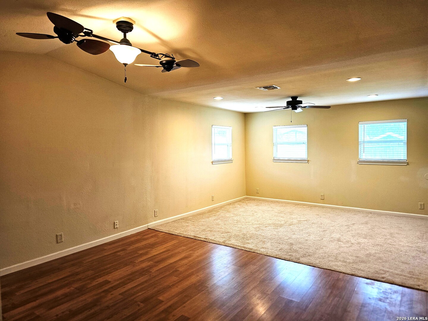 9406 Sugarloaf San Antonio TX 78245