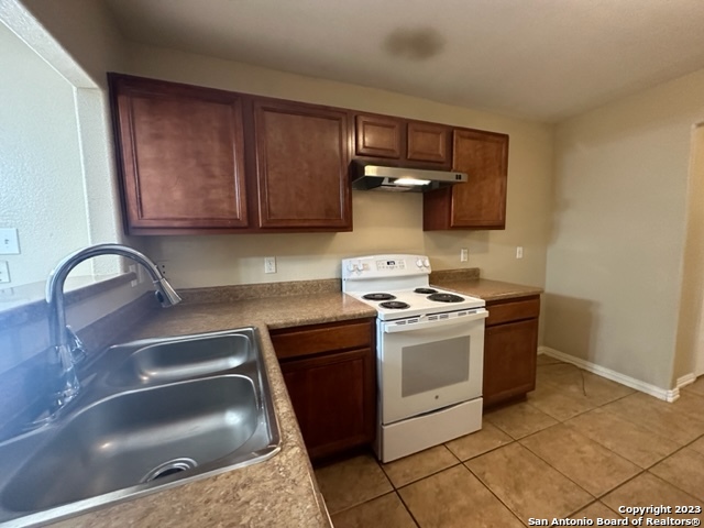8411 Jaclyn Park San Antonio TX 78250
