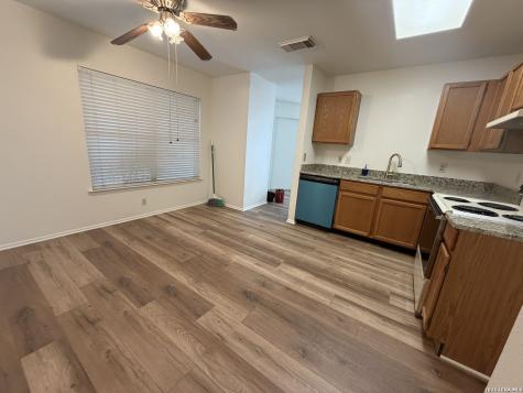 7643 Chatsworth San Antonio TX 78250