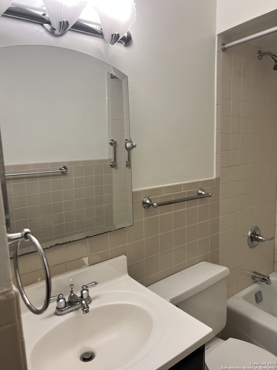 923 Vance Jackson San Antonio TX 78201