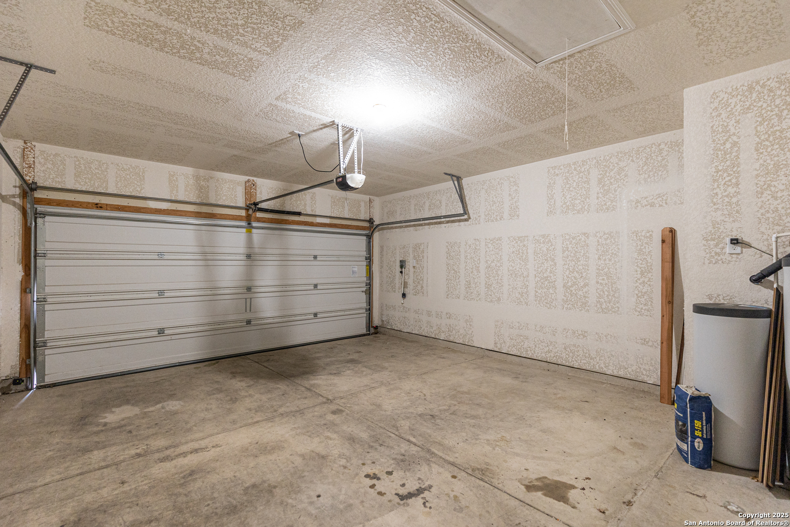 9023 Hubbard Hill San Antonio TX 78254