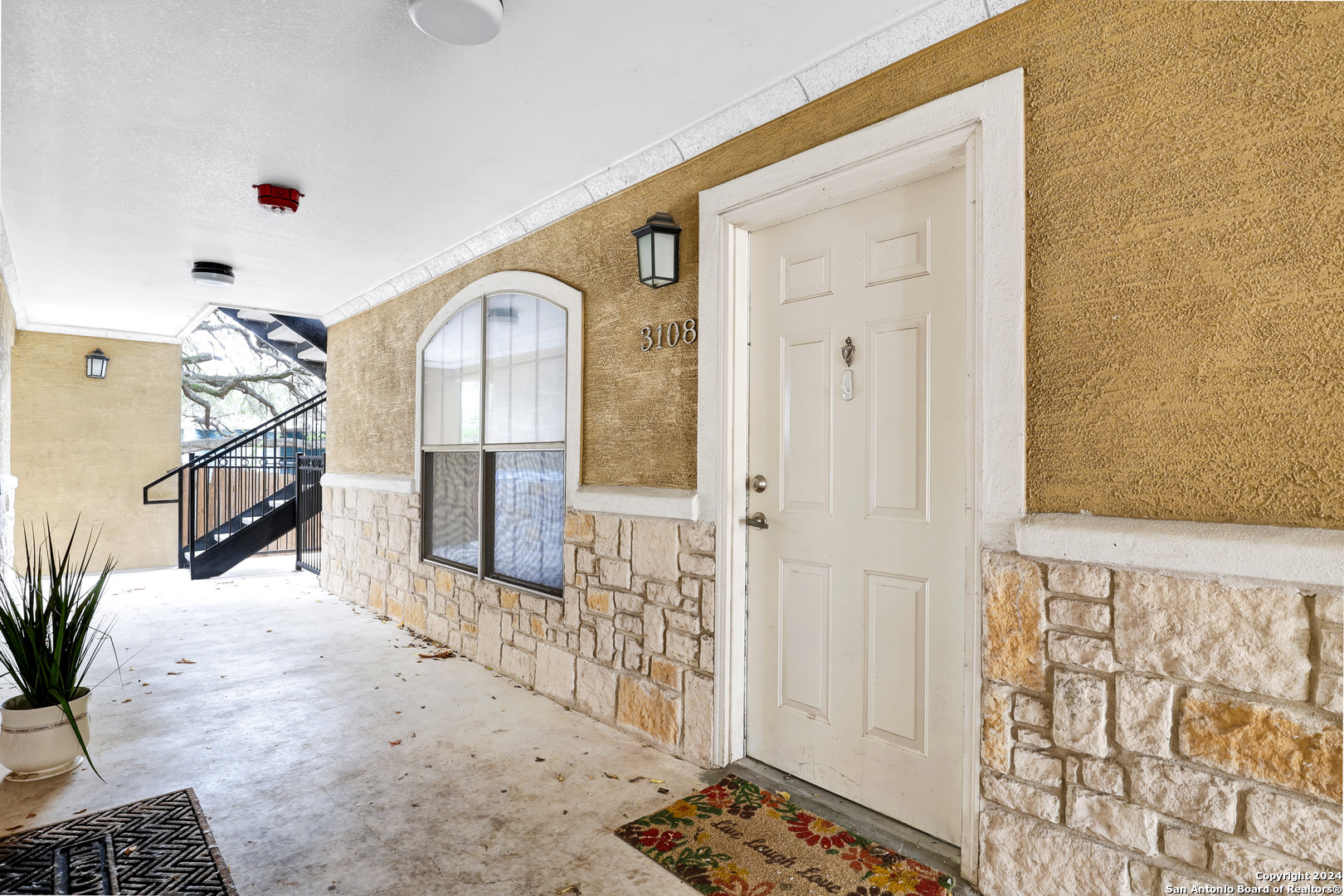 7323 Snowden Road San Antonio TX 78240