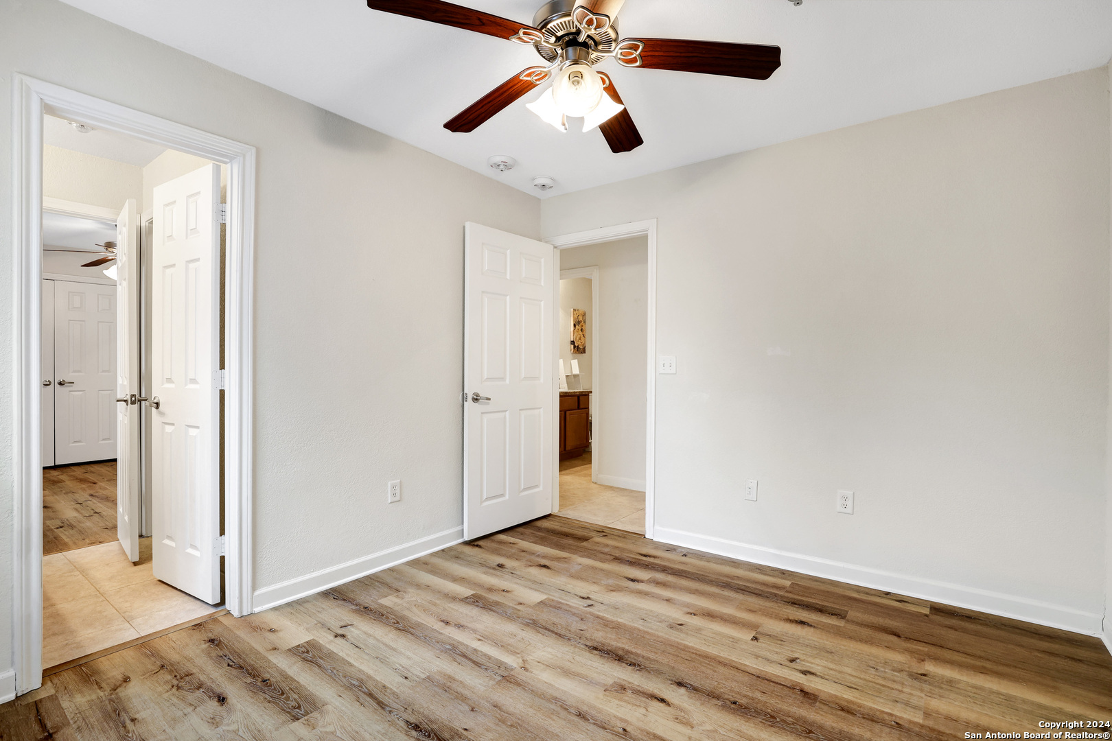7323 Snowden Road San Antonio TX 78240