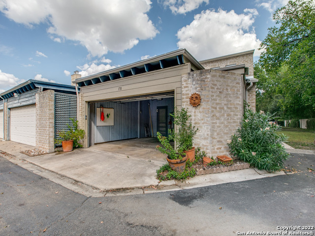 178 Oakwell Farms Parkway San Antonio TX 78218