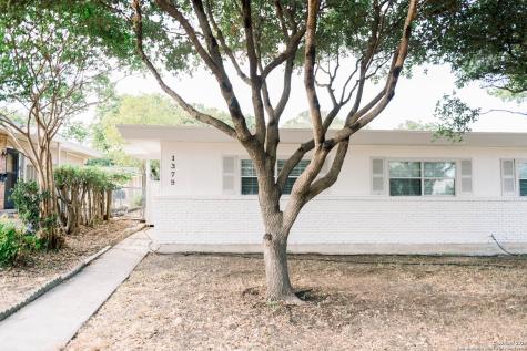 1379 Oblate Drive San Antonio TX 78216