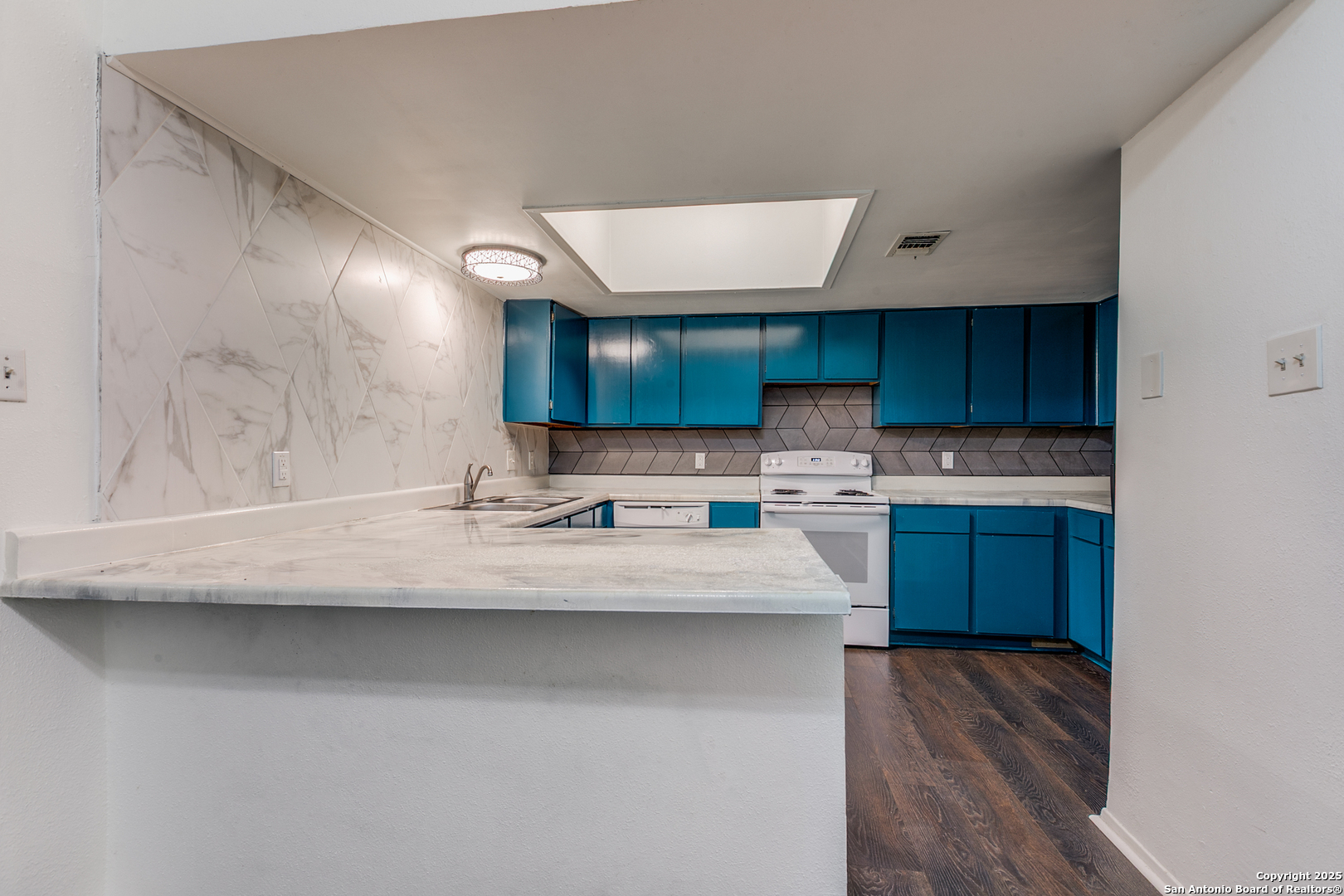 8123 Scottshill San Antonio TX 78209