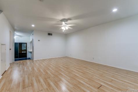 8123 Scottshill San Antonio TX 78209
