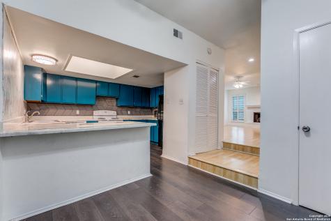 8123 Scottshill San Antonio TX 78209