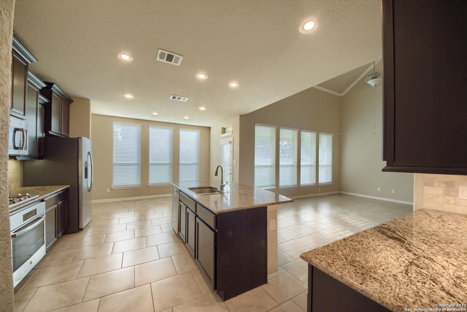 714 Raceland Road San Antonio TX 78245