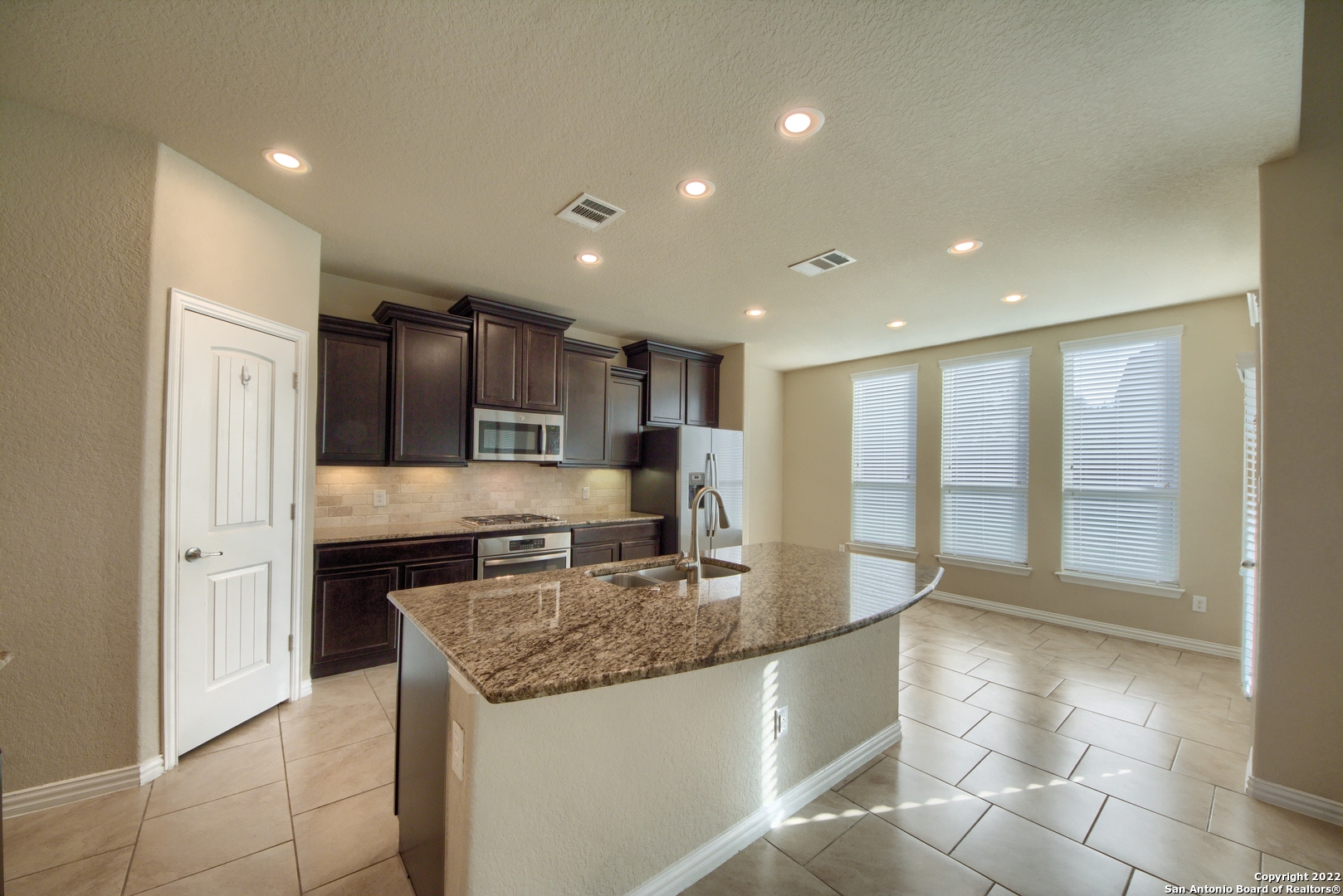 714 Raceland Road San Antonio TX 78245