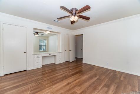 339 E Nottingham Drive San Antonio TX 78209
