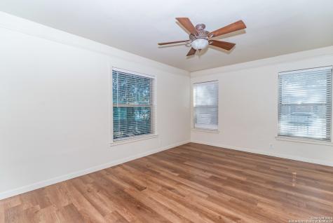 339 E Nottingham Drive San Antonio TX 78209