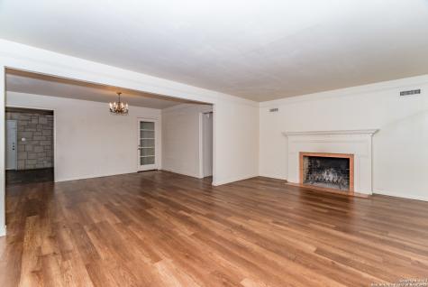 339 E Nottingham Drive San Antonio TX 78209