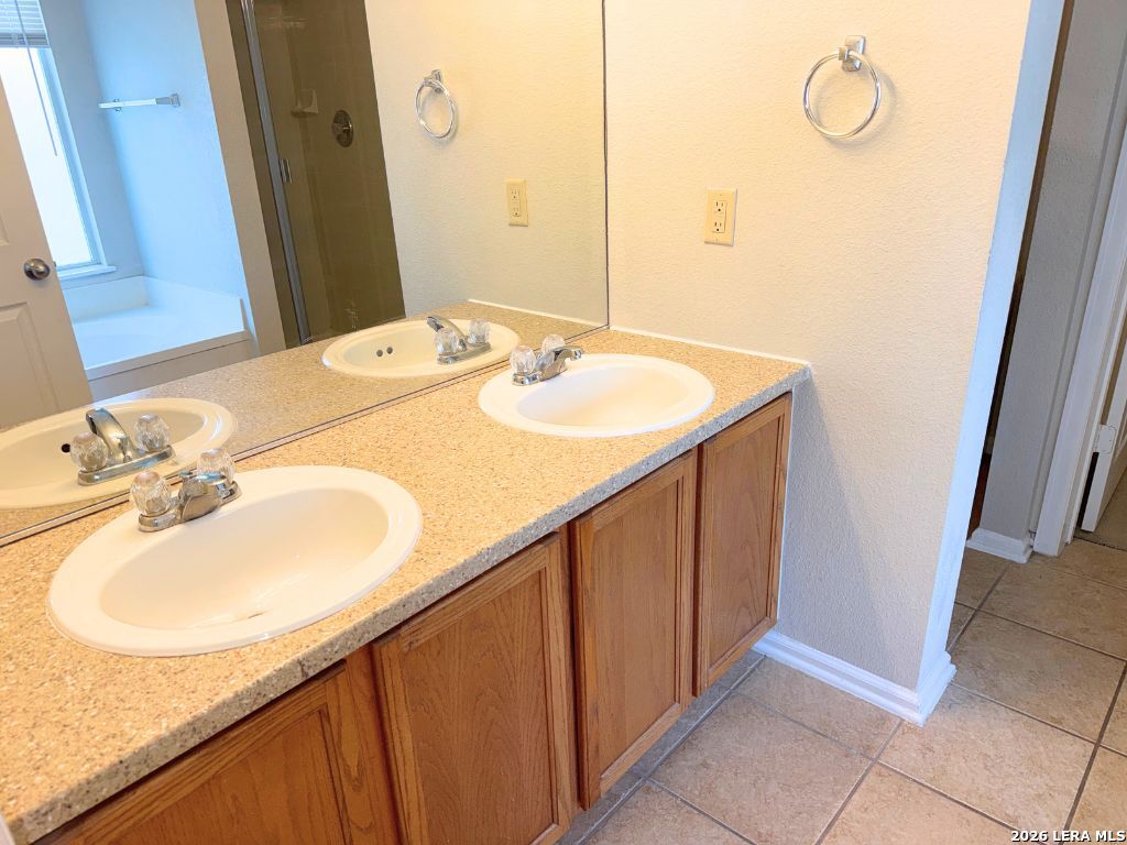 10314 Pinehurst Run San Antonio TX 78239